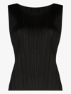 Issey Miyake Sleeveless Pleated Top In Black