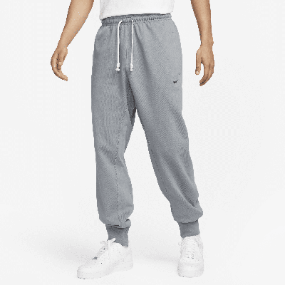 Nike Men's Standard Issue Dri-fit Soccer Pants In Grey