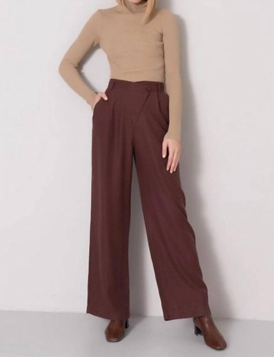 Bsl Pleated Palazzo Pants In Brown