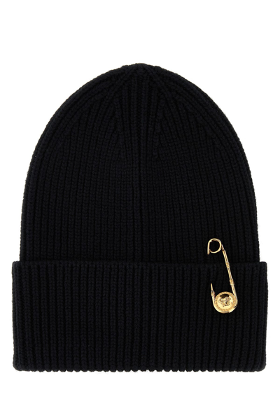 Versace Black Medusa Safety Pin Wool Beanie Hat In ブラック