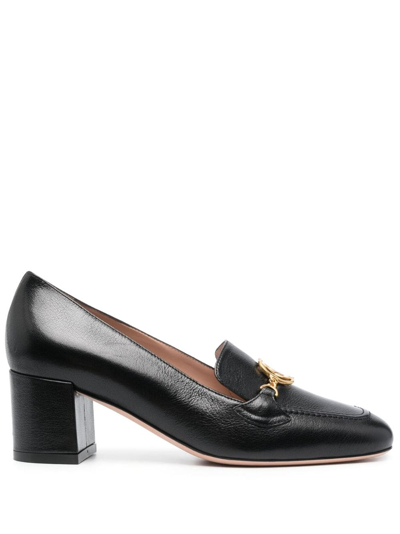 Bally Emblem Leather Pumps In Black