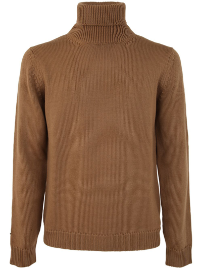 Nuur Long Sleeve Turtle Neck Sweater In Brown