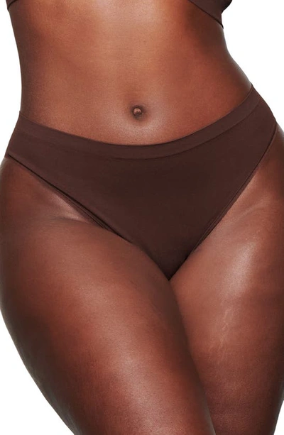 Skims Soft Smoothing Thong In Cocoa