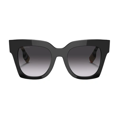 Burberry Kitty Sunglasses In Black_grey_gradient