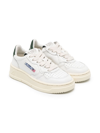 Autry Medalist Low Sneakers In White