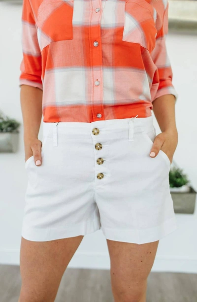 Level 99 Lyndie Button Front Short In White