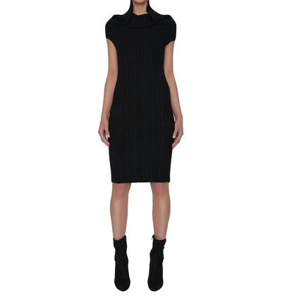 Maison De Papillon Kris Ribbed Cashmere Dress In Noir In Black