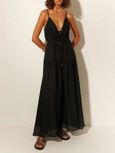 mac duggal halter pleated maxi dress Mac Duggal Halter Neck Flower Detail Ruffled Midi Dress