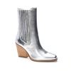 CHINESE LAUNDRY CALI BOOT IN SILVER METALLIC