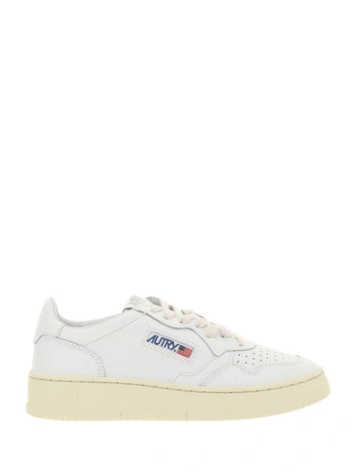 Autry Logo Patch Low-top Sneakers In White