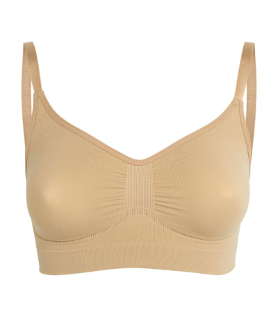 Skims Seamless Sculpt Sculpting Bra In Neutrals