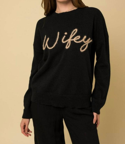 Gilli Wifey Graphic Pullover Sweater In Black