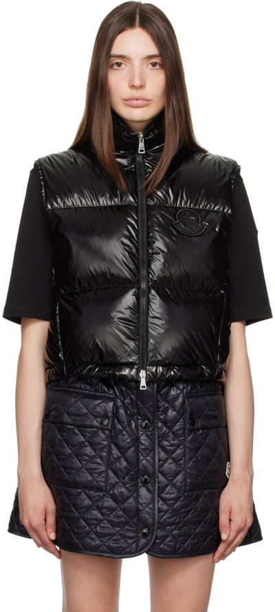 Moncler Blavet Logo Patch Zip-up Padded Vest In Black