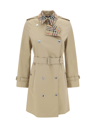 Burberry Montrose Trench Coat In Neutrals