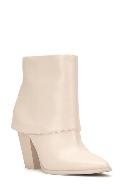 Jessica Simpson Calvagh Bootie In Chalk