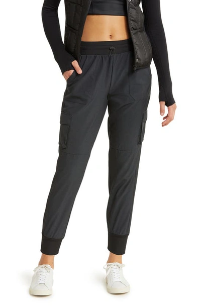 Zella Compass Pocket Rib Cargo Joggers In Charcoal