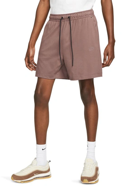Nike Men's  Sportswear Tech Fleece Lightweight Shorts In Brown
