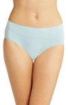 Wacoal Feeling Flexible Hipster Briefs In Ether