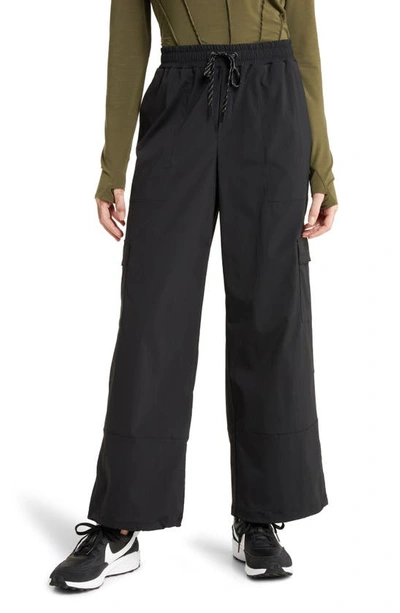 Zella Scout Wide Leg Cargo Pants In Black