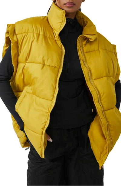 Fp Movement In A Bubble Oversize Puffer Vest In Sulfur Springs