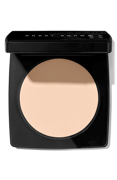 BOBBI BROWN BOBBI BROWN SHEER FINISH ALL DAY OIL CONTROL MATTE PRESSED POWDER