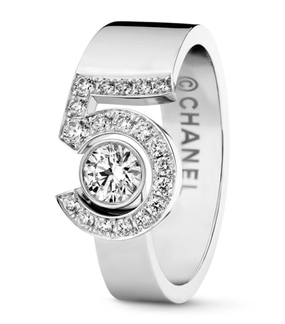 Pre-owned Chanel White Gold And Diamond N˚5 Ring In Silver