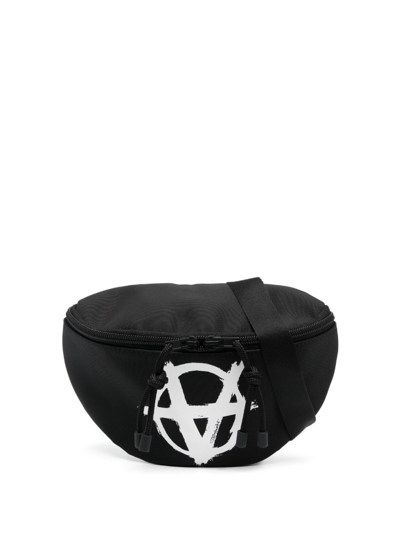 Vetements Logo-print Belt Bag In Schwarz