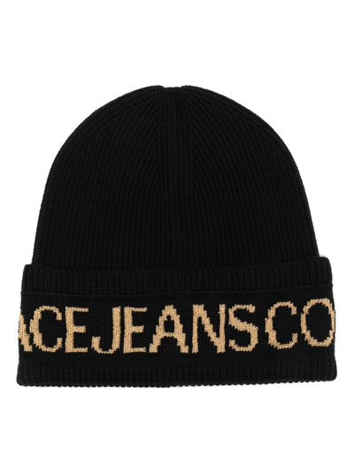 VERSACE JEANS COUTURE INTARSIA-LOGO WOOL BEANIE