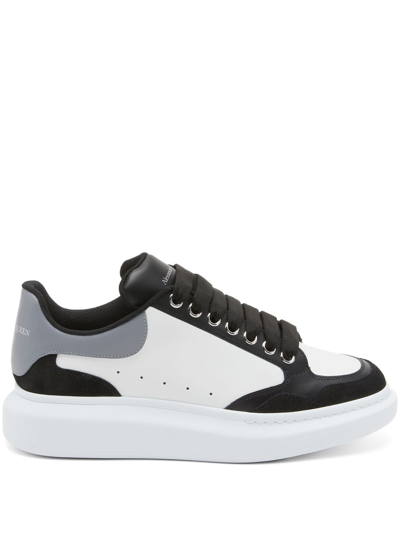 Alexander Mcqueen Colour-block Panelled Leather Sneakers In White