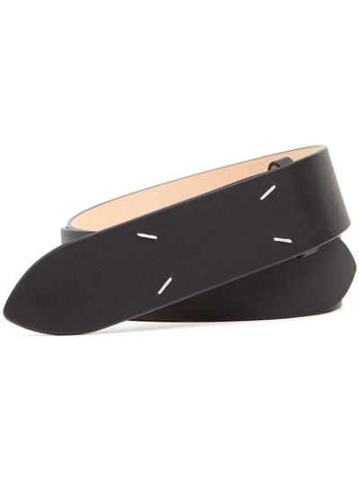 Maison Margiela Textured Leather Belt With Minimalist Design And White Stitching In Black