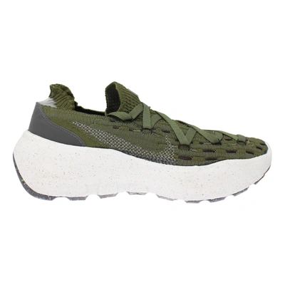 Nike Space Hippie 04 Sneaker In Green