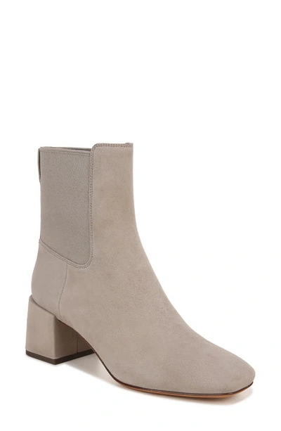 Vince Kimmy Bootie In Grey