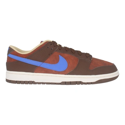 Nike Dunk Low Retro Prm Trainers In Brown