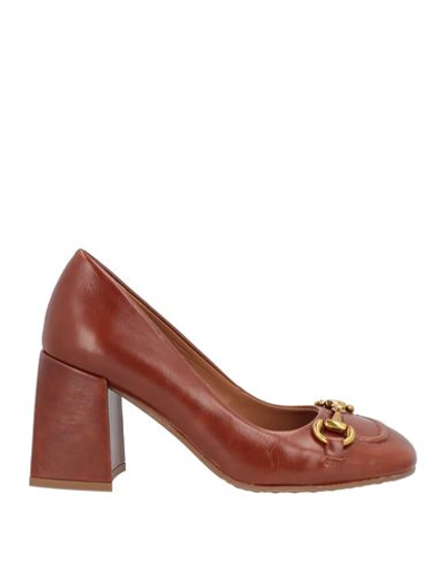 Adele Dezotti Woman Pumps Brown Size 10 Soft Leather