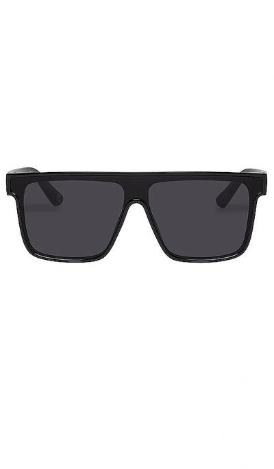 Aire Ara Sunglasses In Black