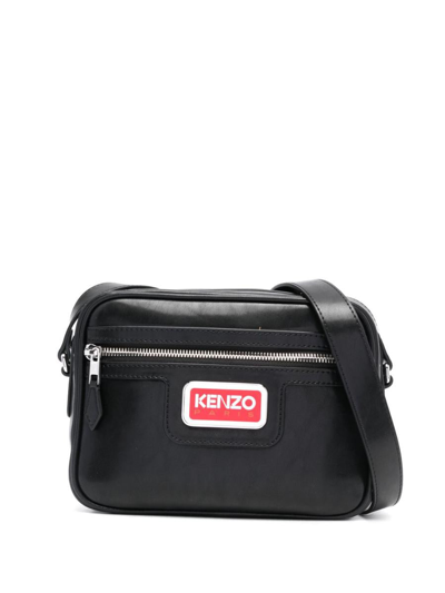 Kenzo Logo标牌拉链斜挎包 In Black