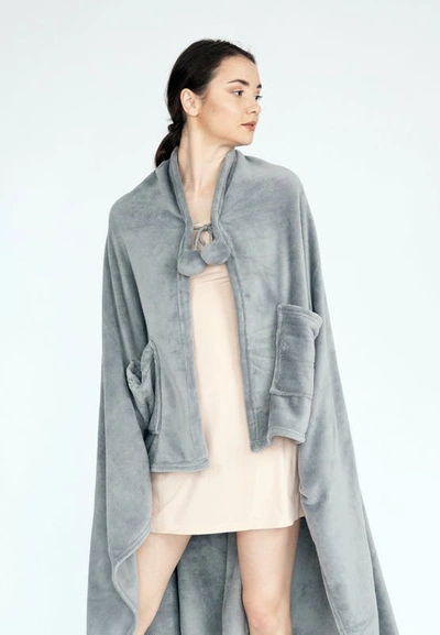 Chic Home Design Denali Wrap Snuggle Robe Cozy Super Soft Ultra Plush Faux Fur Fleece Wearable Blank In Grey