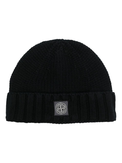 Stone Island Beanie In Black