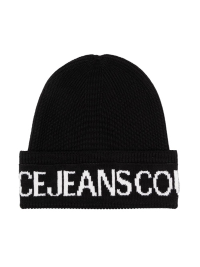 Versace Jeans Couture Intarsia-logo Ribbed Beanie In Black