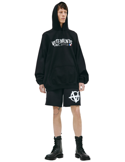 Vetements Embroidered Logo Graphic-detail Hoodie In Black