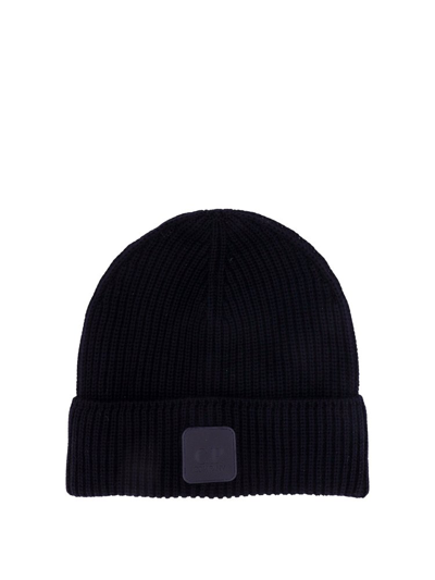 C.p. Company Logo Patch Knitted Beanie In Blue