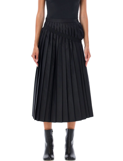 Mm6 Maison Margiela Pleated Midi Skirt In Black