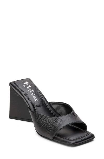Matisse Regan Slide Sandal In Black Synthetic