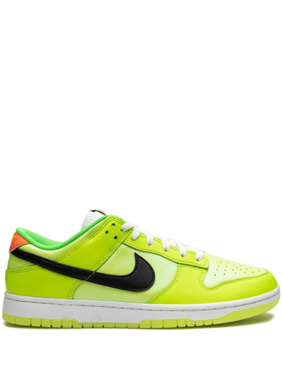 Nike Dunk Low "glow In The Dark" Sneakers In Green