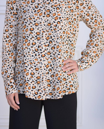 Velvet Heart Olivine Leopard Blouse In Beige Leopard