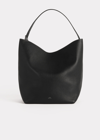 TOTÊME BELTED TOTE BLACK GRAIN