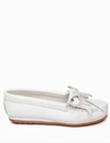 MINNETONKA KILTY PLUS LEATHER MOCCASIN IN WHITE