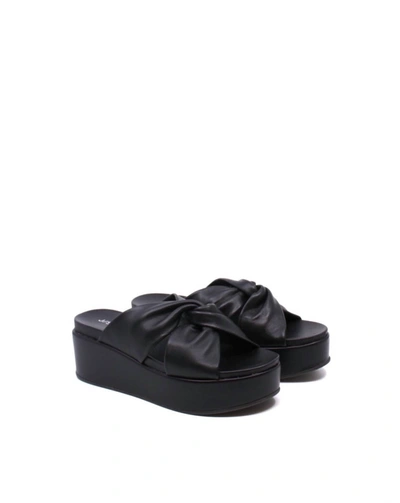 J/slides Quinn Sandals In Black Leather