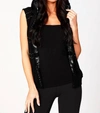 Angel Abstract Stitch Reversible Hooded Vest In Black/white In Black