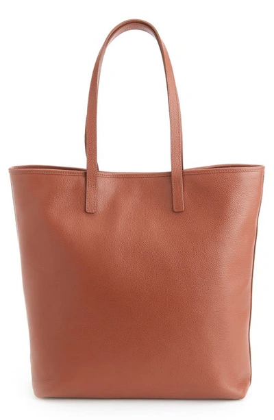 ROYCE NEW YORK TALL LEATHER TOTE WITH WRISTLET